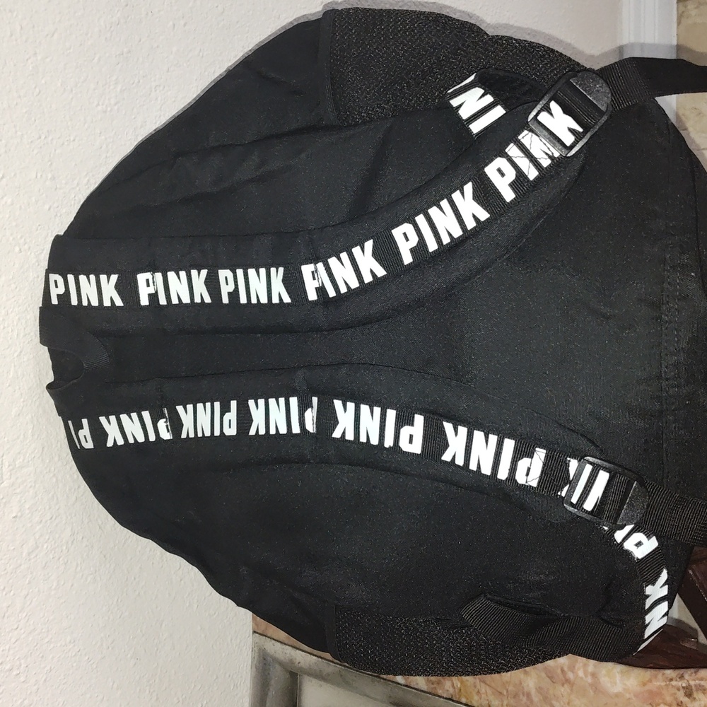 Backpack 🎒 - Picture 2 of 8